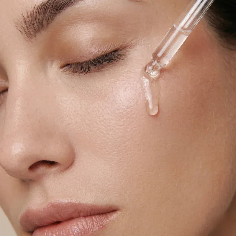 Serum Antiedad: cómo elegirlo y por qué funciona